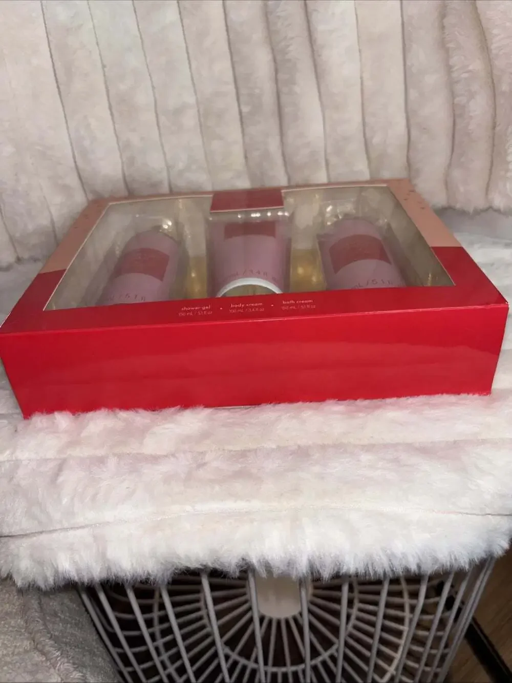 3 Piece Boxed Set CHAMPAGNE TOAST Bath & Body Works Bath Body Cream Shower Gel